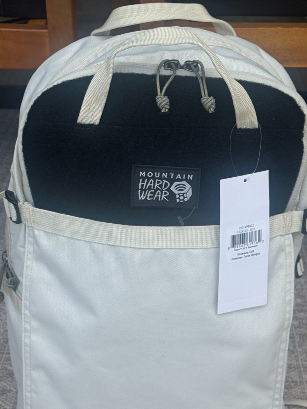 Mountain Hardwear Tallac 25L Women's Backpack White Utility Pack Outdoor New - Picture 2 of 13